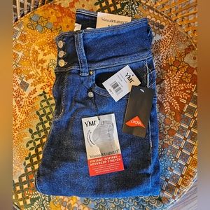 YMI Wanna Betta Butt Mid-Rise Skinny Jeans